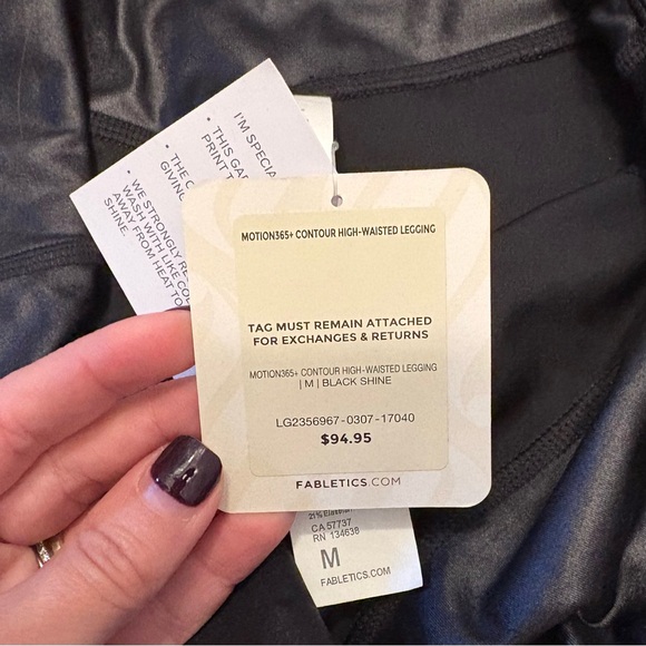 ✨FABLETICS✨ NWT Khloe Black Shine Motion365+ Contour High Waist Leggings Medium - Picture 7 of 15